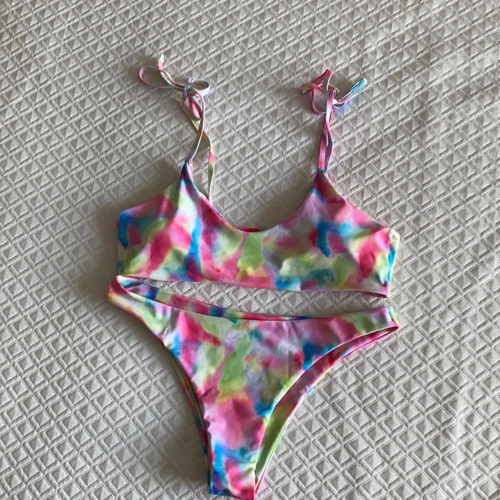 Bikini